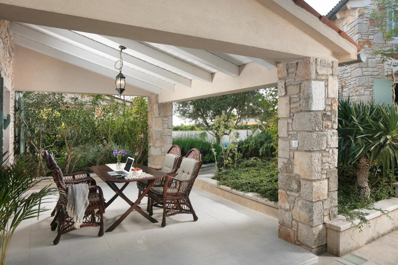 Residence Pietre D'Istria - With Private Service Burići Dış mekan fotoğraf