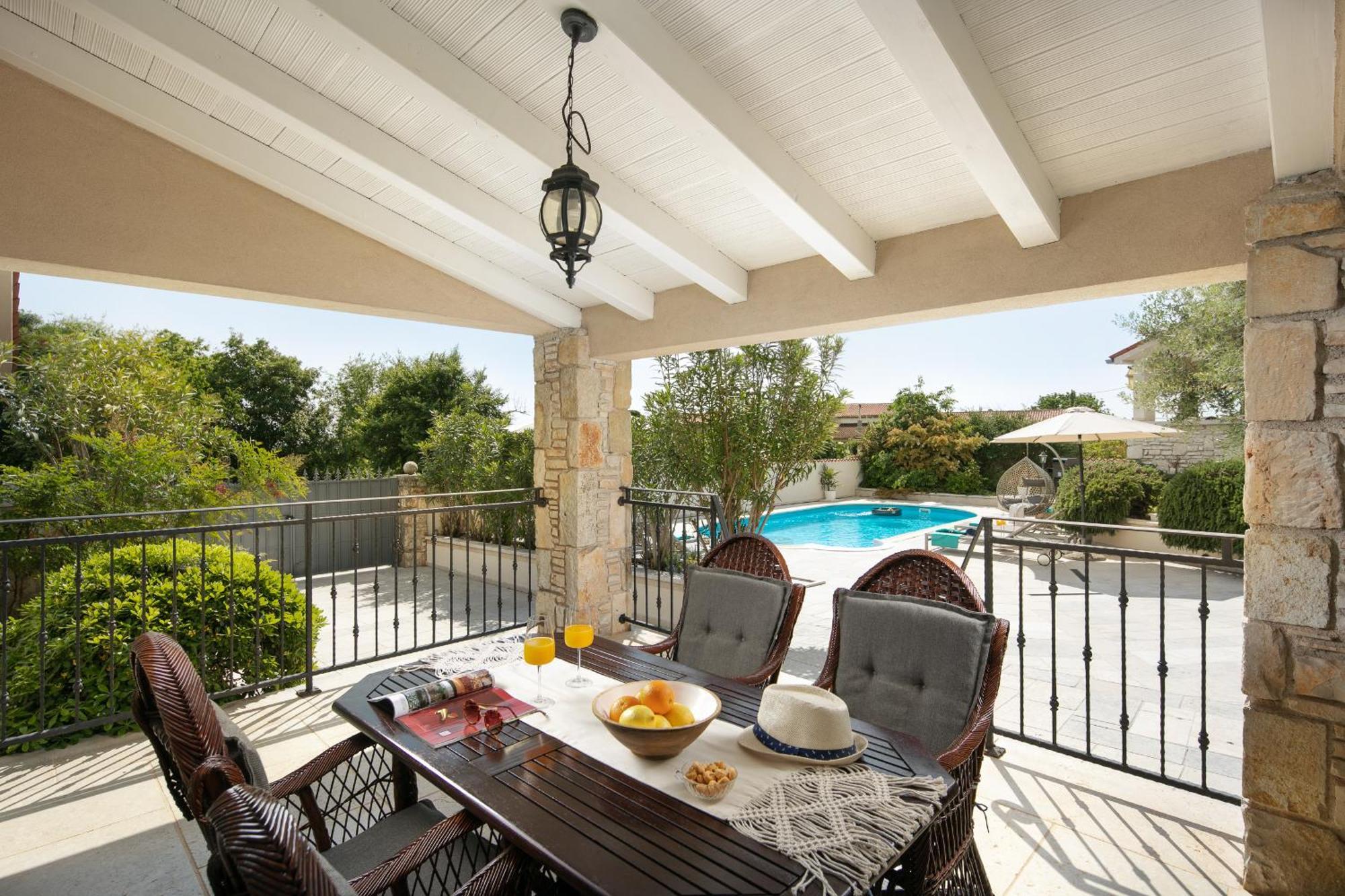 Residence Pietre D'Istria - With Private Service Burići Dış mekan fotoğraf